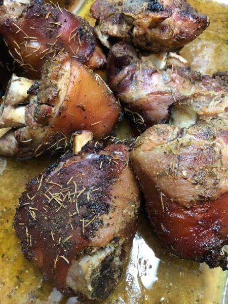 Golonka wieprzowa pieczona w piwie i miodzie Taste Store